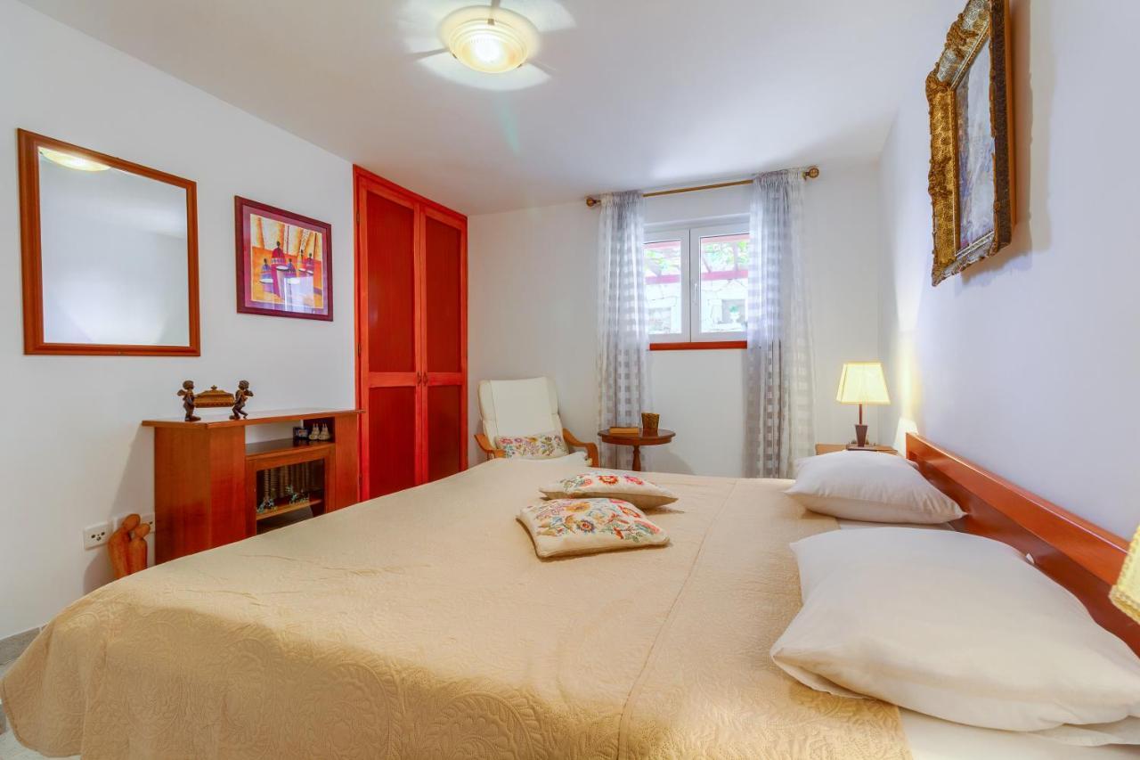 טרוגיר Apartments Meri מראה חיצוני תמונה